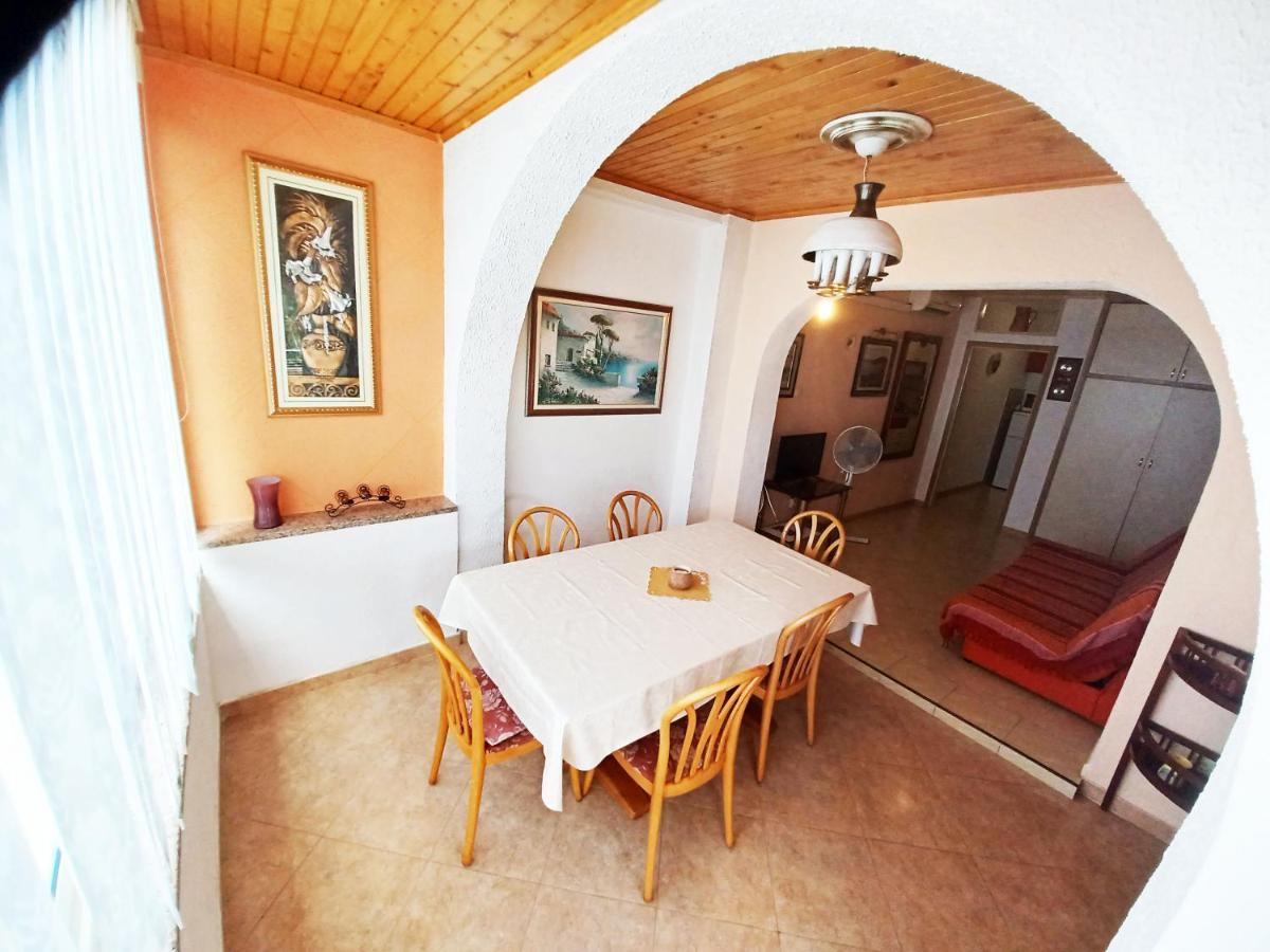 Apartments Carmen Vinišće Kültér fotó
